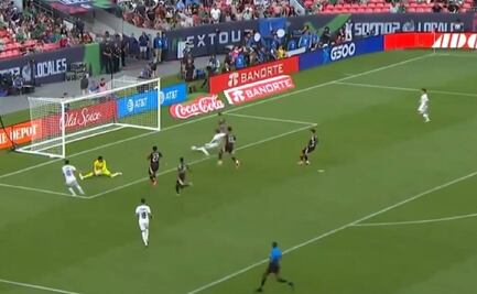 Selección Mexicana está siendo humillada por Uruguay al medio tiempo (0-3)