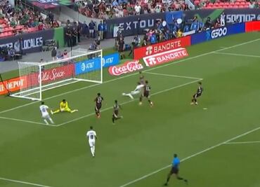 Selección Mexicana está siendo humillada por Uruguay al medio tiempo (0-3)
