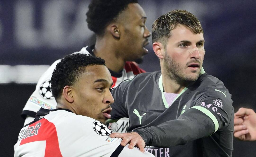 El equipo del Feyenoord parte con una corta ventaja para el juego de vuelta. Foto: EFE.