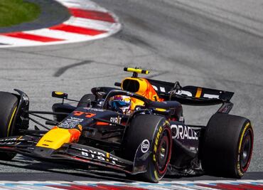 Checo Pérez culmina en octavo y Max Verstappen se adueña la Carrera Sprint de Austria