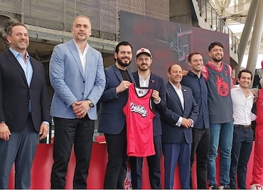 Presentan a los Diablos Rojos de México Basquetbol, equipo que jugará en la LNBP