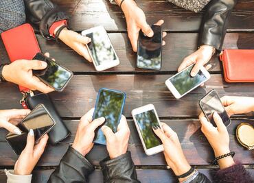 Proponen eliminar vigencia de saldo telefónico en México