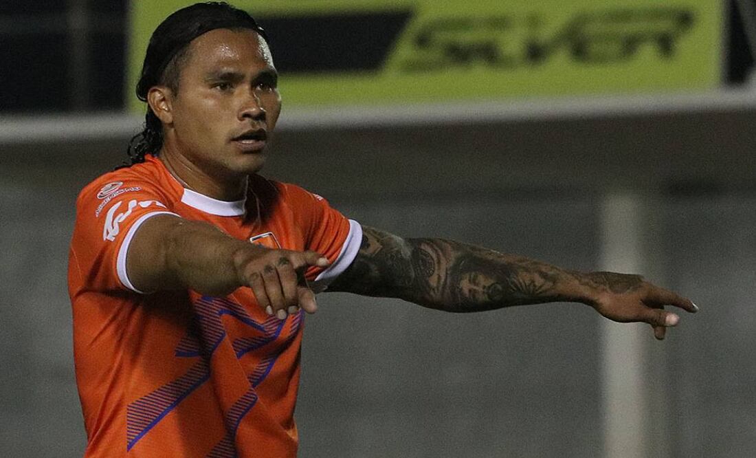 El Gullit perdió en su primer partido como talachero. Foto: Imago7.