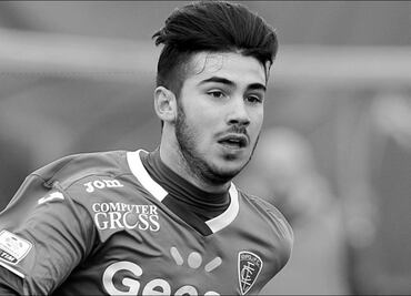 ¡Luto en el futbol italiano! Jugador de 26 años fallece en pleno partido