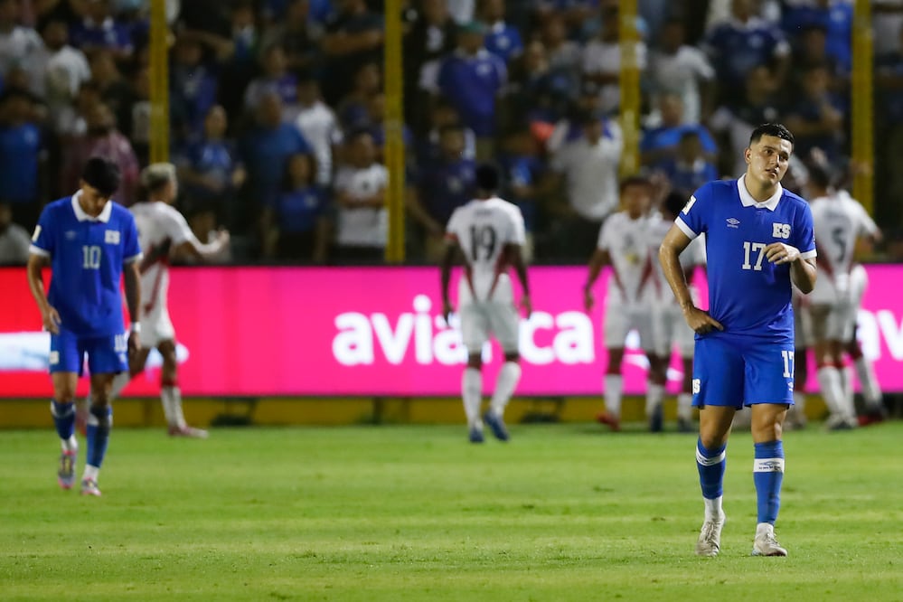 El Salvador vs Surinam durante las eliminatorias para el Mundial de 2026 - Foto: EFE