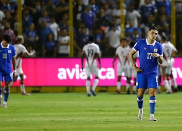 FIFA abre expediente contra El Salvador; señala gritos racistas durante el partido ante Surinam