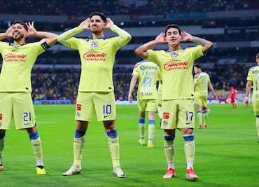 ¡Tremenda victoria de las Águilas! Trituraron 5-1 al Toluca para adueñarse del liderato del torneo