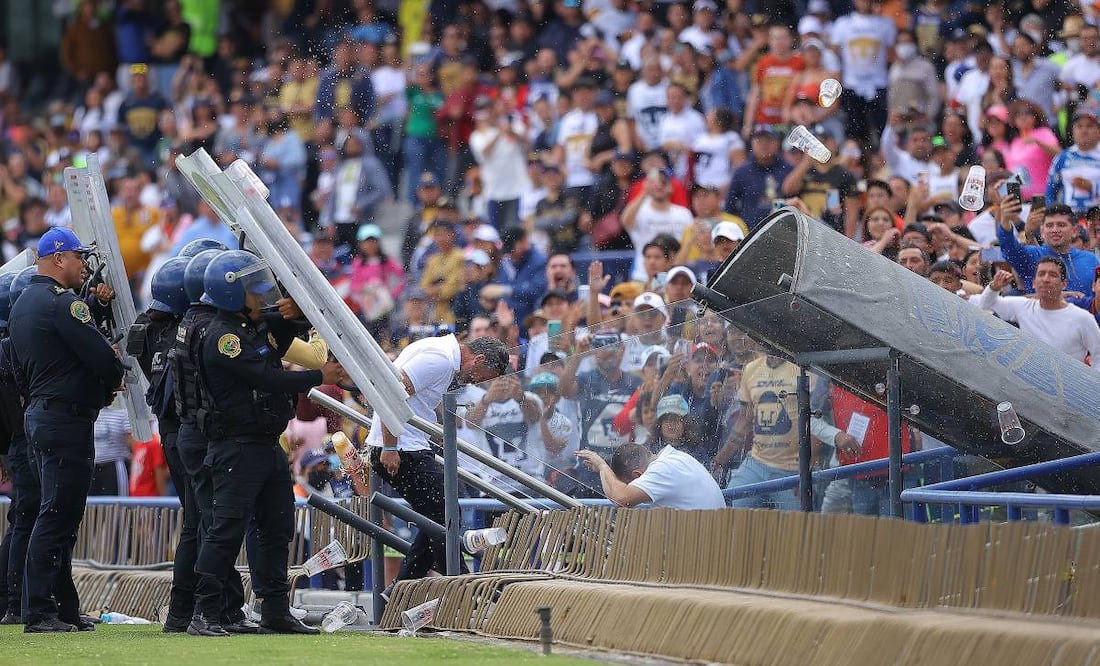 Rafa Puente se ganó el desprecio de los aficionados de los Pumas por los malos resultados. Foto: Imago7