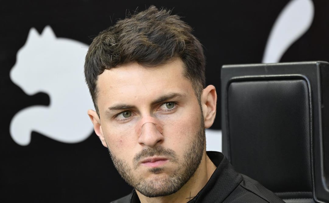 Santi Giménez se queda sin minutos frente a la Juventus / Foto: EFE