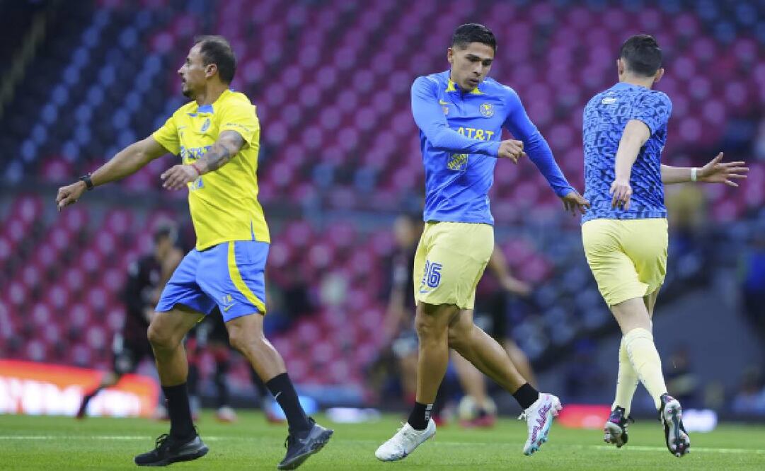 Salvador Reyes se siente contento de no haber salido del América este torneo: Imago7