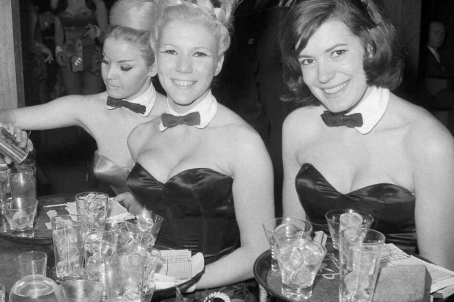 Todas las conejitas de Playboy al desnudo en una sola edición 