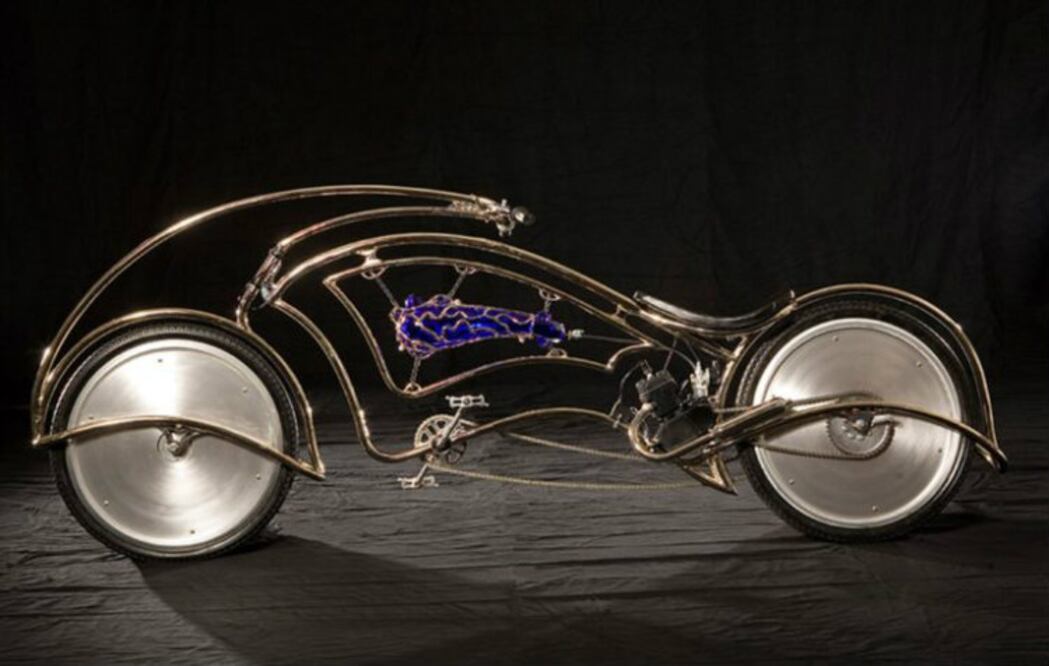 Estas bicicletas se realizan de manera personalizada por el escultor y diseñador Josh Hadar, quien crea modelos espectaculares en los que el metal parece ligero. De acuerdo al diseño, van de los 10 mil a los 30 mil euros. (Foto: hadarmetaldesign.com)