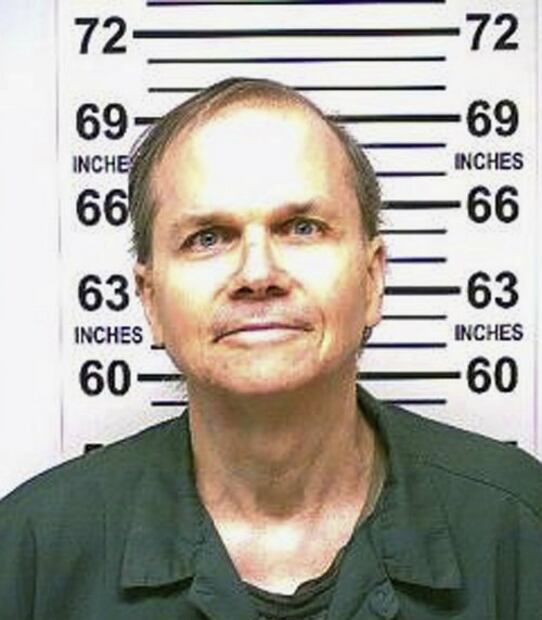 David Chapman, el asesino de Lennon lleva 18 años intentando salir de prisión