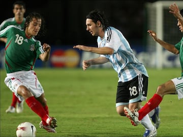 ¿Quién es la exestrella de la Selección Mexicana que tuvo un paso importante en Europa y que ahora trabaja en una pescadería?