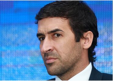 Raúl González llegaría a la Bundesliga y podría enfrentar al Real Madrid