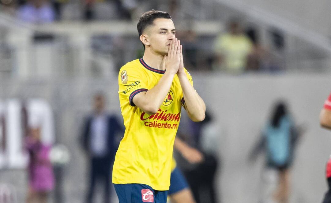 Con un rostro cabizbajo por la eliminación en los Cuartos de Final de la Leagues Cup, el español habló sobre su futuro inmediato. Foto: Imago7.