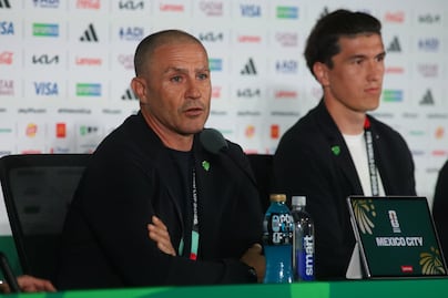 Fabio Cannavaro y su selección uzbeca pondrán especial atención en Luis Díaz y James Rodríguez 
