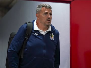 ¿Óscar García se perderá el juego ante Pumas? Este es estado de salud del técnico de Chivas