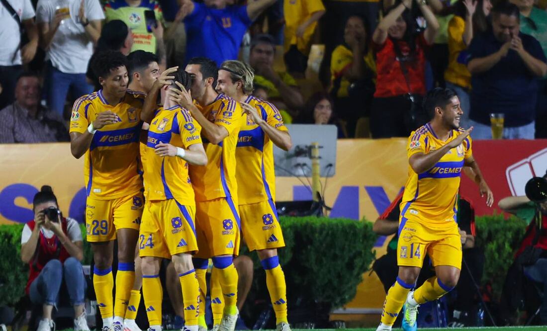 Marcelo Flores hizo explotar a la afición de júbilo. Foto: Imago7.