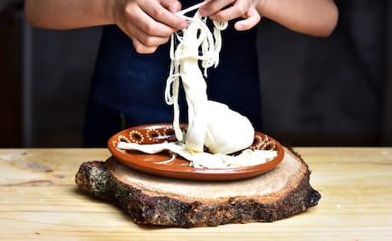 ¿Comer queso puede ser adictivo?