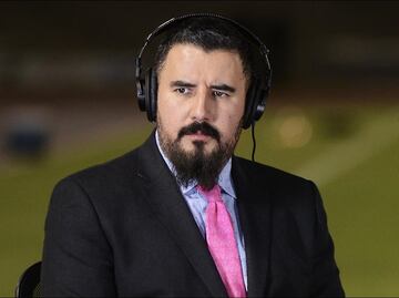 Álvaro Morales denuncia hackeo y aprovecha para burlarse de la afición de Chivas y Pumas