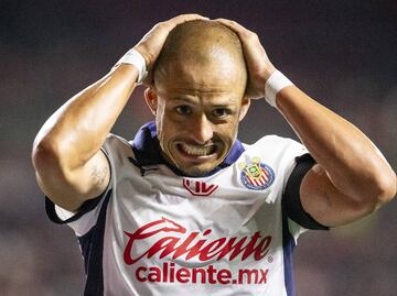 Chicharito Hernández se pierde otro juego con Chivas ¡No estará ante Juárez!