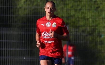 ¿Chicharito va a debutar ante Pumas? Fernando Gago aclaró la situación del delantero de Chivas