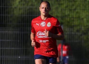 ¿Chicharito va a debutar ante Pumas? Fernando Gago aclaró la situación del delantero de Chivas