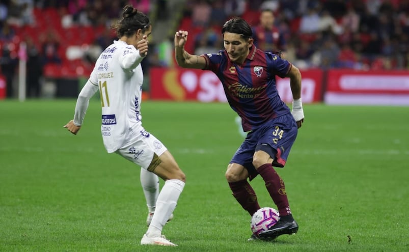 Atlante falla un penalti en el final y cae ante San Luis en el Estadio Banorte
