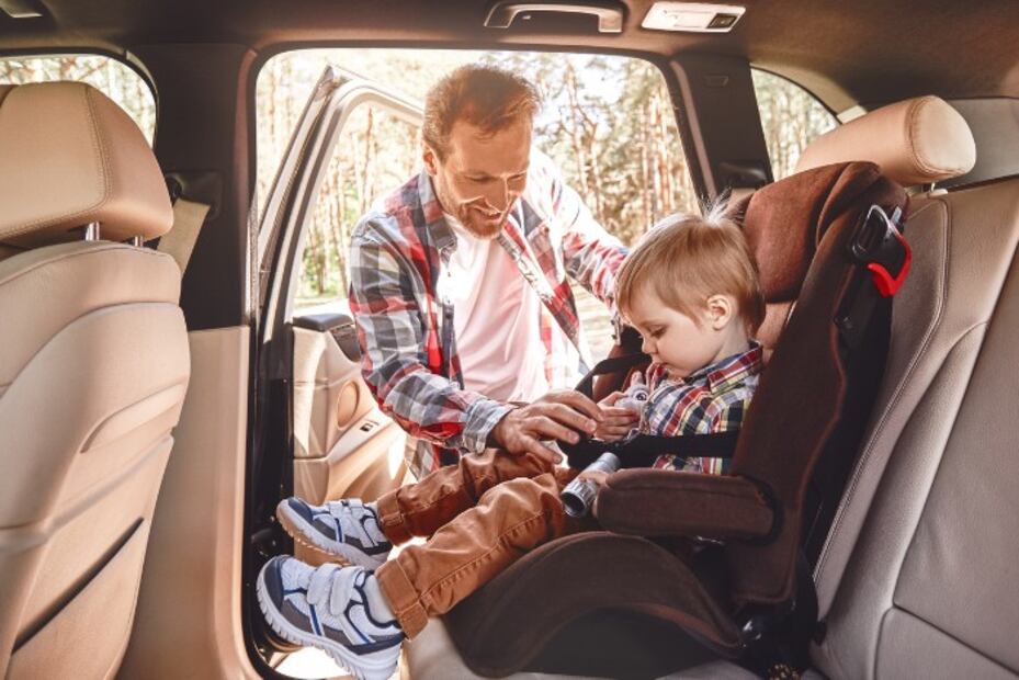 CDMX: La multa por llevar incorrectamente a niños en autos, motos y bicicletas