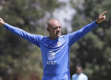 Chelís dejó de ser analista de ESPN para convertirse en rector de una universidad en Puebla