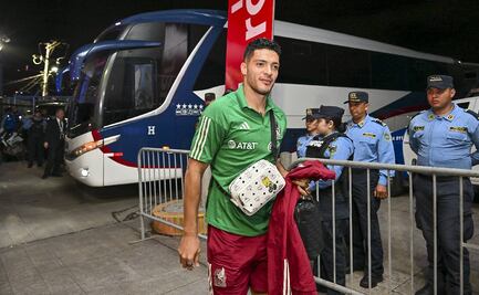 VIDEO: Aficionados reventaron a Raúl Jiménez por su desempeño ante Honduras: "Ten dignidad y retírate ya"