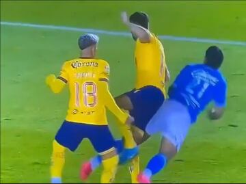 ¿Adonai Escobedo perdonó a las Águilas un penalti que hubiera salvado a Cruz Azul?