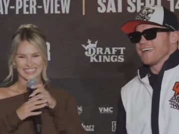 Canelo Álvarez recibió una extraña petición de un aficionado '¿Puedes embarazar a mi esposa?'