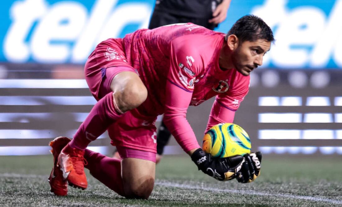 Jesús Corona apenas pudo jugar siete partidos en un año con los Xolos. Foto: Imago7