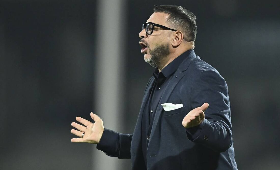 En entrevista con David Faitelson el Turco había dicho que estaba arreglado con un club. Foto: Imago7.