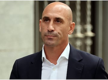 Luis Rubiales fue suspendido tres años por la FIFA tras beso forzado a Jennifer Hermoso