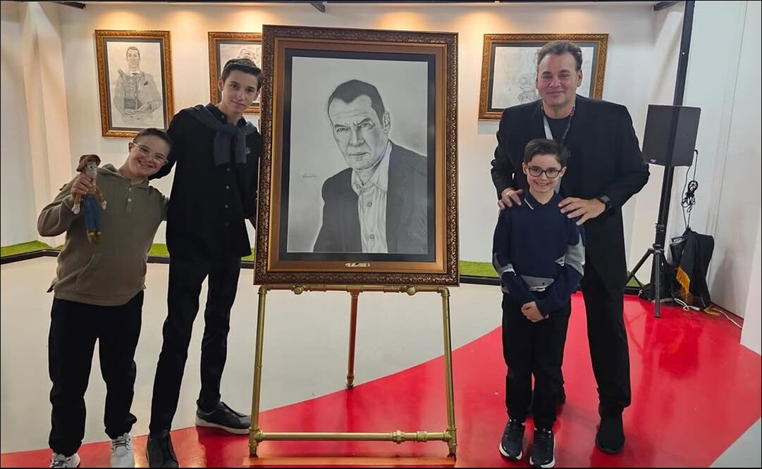 André Marín y Paco Villa reciben homenaje en el Salón de la Fama FOTO:@david_faitelson
