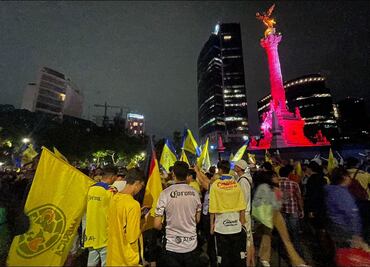 Aficionados de las Águilas armaron una espectacular celebración en El Ángel de la Independencia