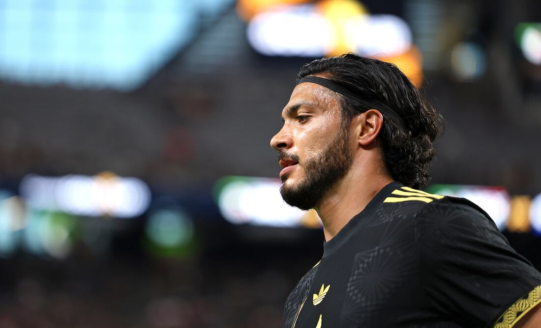 Raúl Jiménez en partido con la Selección Mexicana, durante la Fase de Grupos de la Copa Oro - Foto: Imago7