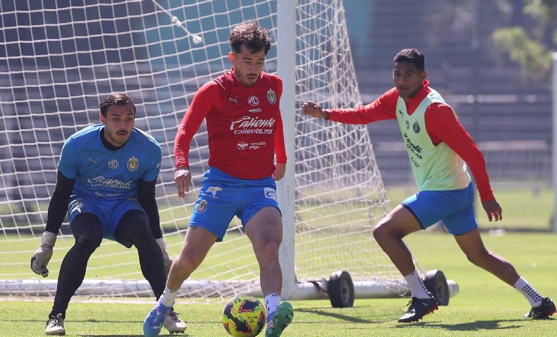 Alan Mozo dejó atrás su rehabilitación y podría tener minutos en el partido ante el Querétaro. Foto: Especial