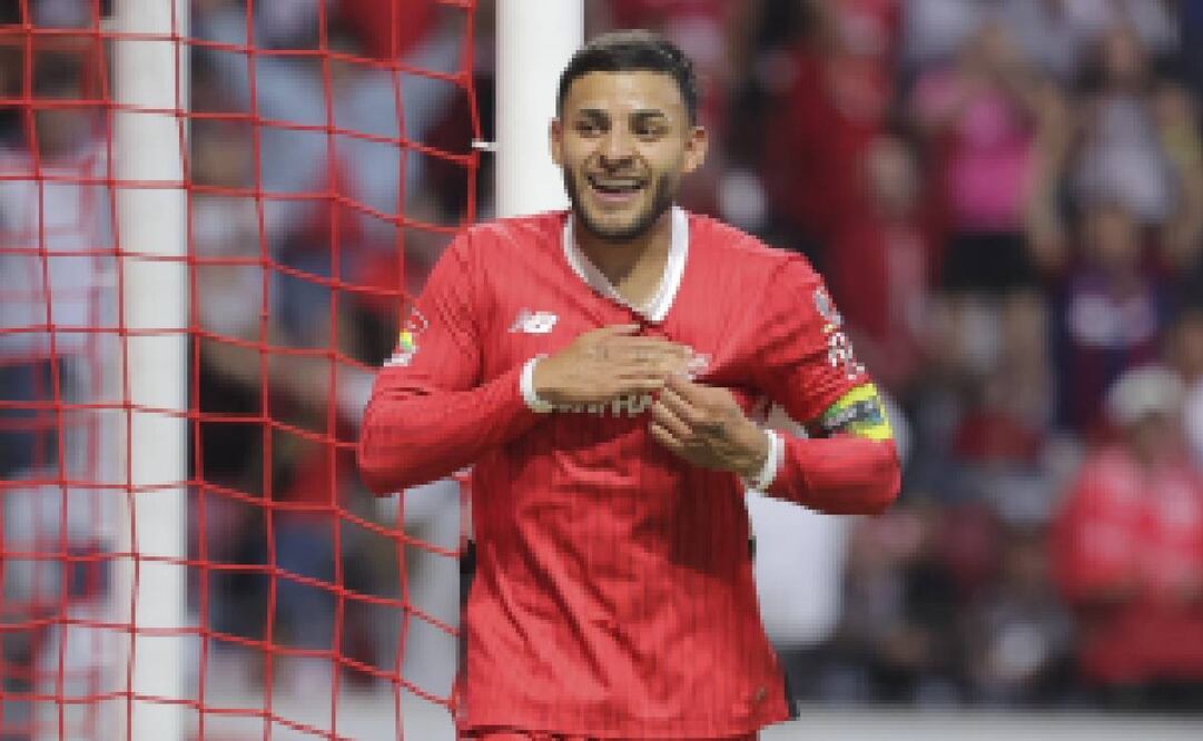 Alexis Vega celebra uno de sus goles ante el Necaxa, en el duelo del Toluca ante los Rayos en la Jornada 11. FOTO: Imago7
