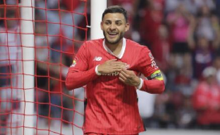 ¡Diablura de Alexis Vega! Su triplete colaboró en la goleada del Toluca al Necaxa