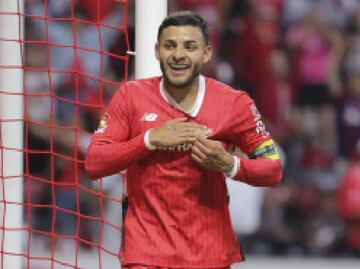 ¡Diablura de Alexis Vega! Su triplete colaboró en la goleada del Toluca al Necaxa