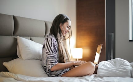 1 de cada 10 empleados hace home office… ¡desnudo!