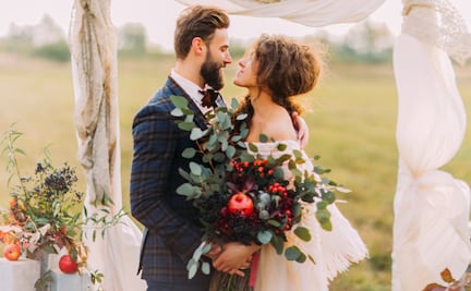 “Fotógrafa” borra TODAS las fotos de una boda por no dejarla descansar