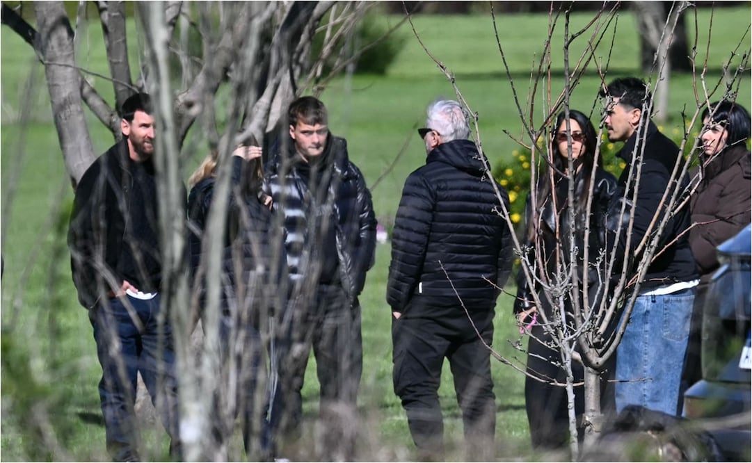 FOTO:APF- Así fue el último adiós de Lionel Messi a su padre Jorge en Rosario