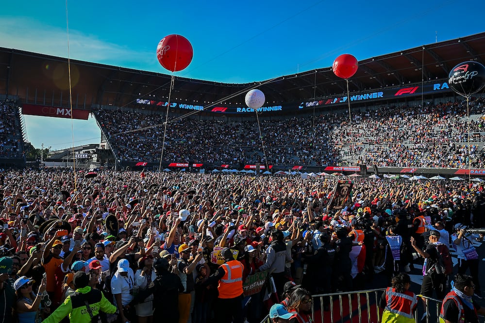 Aficionados disfrutando del Gran Premio de la Ciudad de México / Foto: Imago7