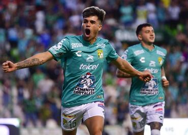 León sacó las garras y hundió más a Puebla con dos goles de 'vestidor'