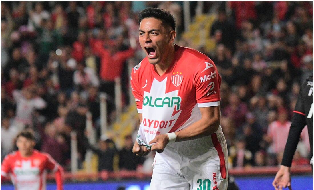 Ricardo Saúl Monreal celebrando un gol con el Necaxa - Imago7